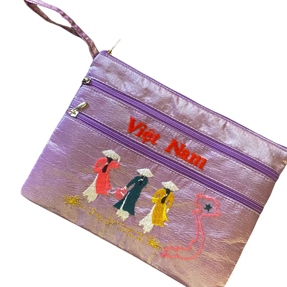 Viet Nam Souvenir Bag or Make Up Bag in Light Purple, New/Unused 8” x 5.5”
